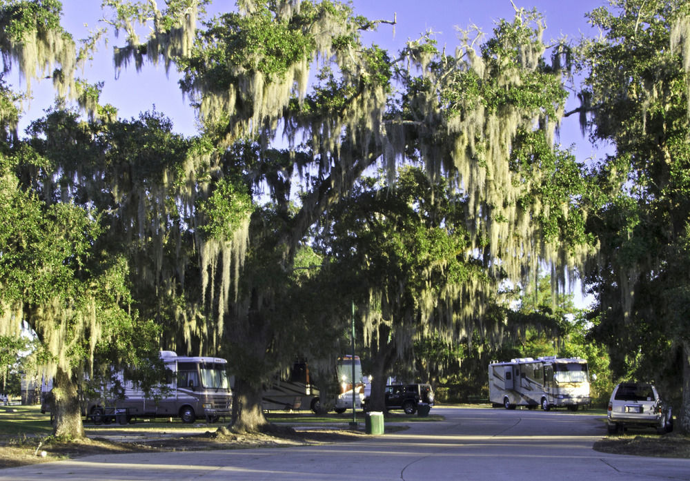 ホテル ハリウッド カジノ ベイ サン ルイス Bay St. Louis エクステリア 写真